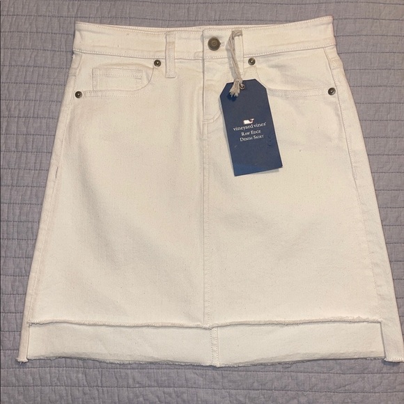 Vineyard Vines Dresses & Skirts - Vineyard Vines Marshmallow Hi-Lo Hem Denim Skirt 0